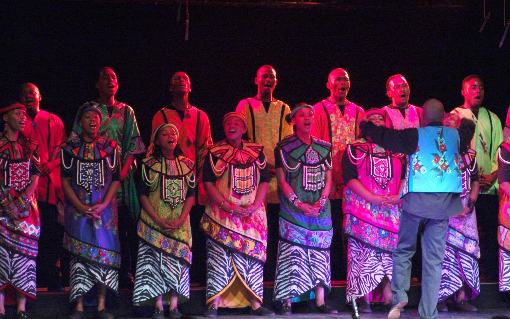 15Soweto Gospel Chor 31.12.2004 "Blessed" Fliegende Bauten