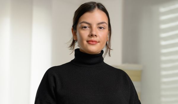 Porträt Elira Krasniqi